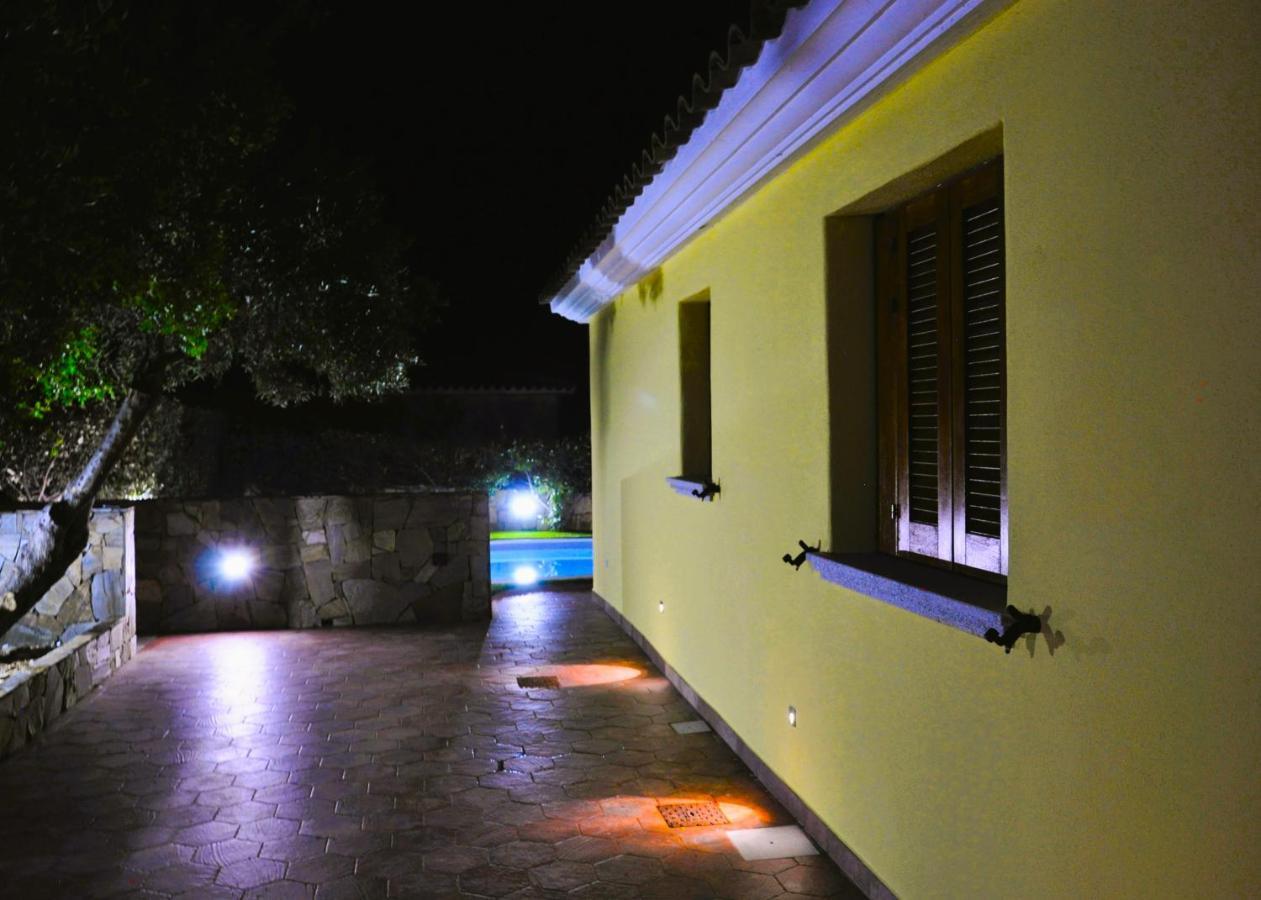 Villa Nadia Con Piscina Privata Budoni Tanaunella Exterior photo